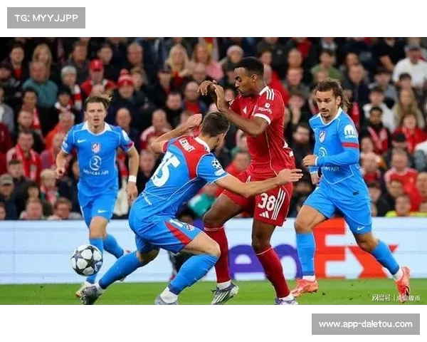 赫拉芬贝赫后场失误致命抢断 利物浦高压战术效果全失